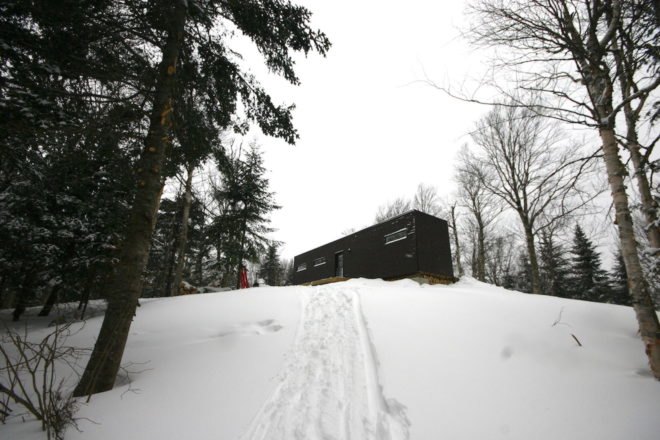 Cargotecture house by LOKI Homes, recycled shipping container house, shipping container house by LOKI, Quebec shipping container house, mobile architecture by LOKI Homes, LOKI Homes model house