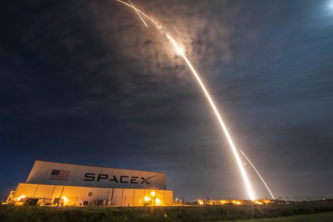 space exploration, mars, red planet, spacex, elon musk, falcon 9, spacex city on mars, colonizing mars, humans on mars, traveling to mars, International Astronautical Congress