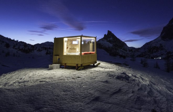 Out of the Valley cabin by Rupert McKelvie, Starlight Room by Rifugio Col Gallina, Mushroom Dome Cabin by Kitty Mrache, Cabanas no Rio by Manuel Aires Mateus, Manshausen Island Cabins by Stinessen Arkitektur, Tiny Cabins by Harvard startup Getaway, Teign Valley, tiny cabin, cabin for rent, remote cabins for rent, romantic cabin getaway, remote romantic cabins
