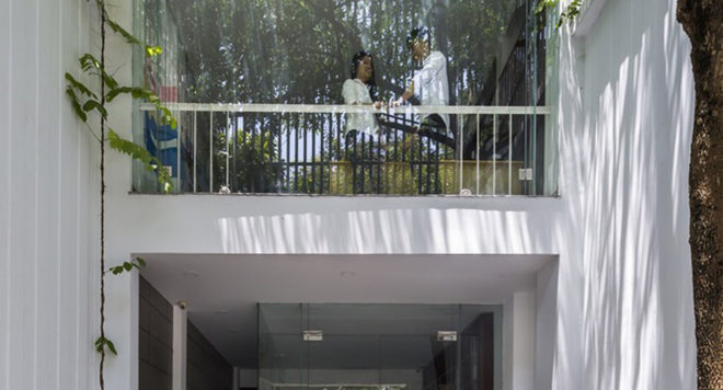 Symbiosis office building, Cong Sinh Architects, green office space, Vietnam, green renovation, green architecture, urbanization, green spaces, trellis design, natural light