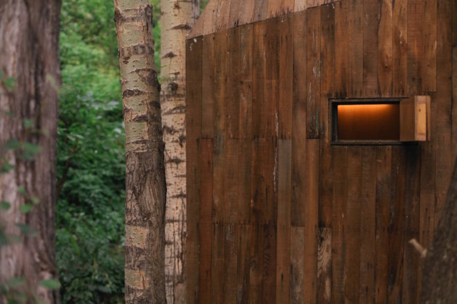 The Treehouse by Wee Studio, crowdfunded architecture projects, Mount Wuling Treehouse, Treehouse getaway in Beijing, Wee Studio crowdfunded architecture, prefabricated treehouse, recycled wood treehouse,