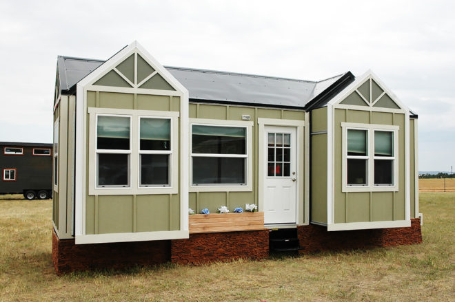Tiny Idahomes, tiny home, tiny homes, tiny house, tiny houses, tiny RV home, tiny RV house, RV, RV trailer, expanding tiny home, expanding tiny house, expandable house, expandable tiny home, expandable tiny house