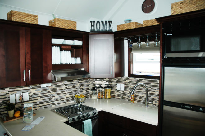 Tiny Idahomes, tiny home, tiny homes, tiny house, tiny houses, tiny RV home, tiny RV house, RV, RV trailer, expanding tiny home, expanding tiny house, expandable house, expandable tiny home, expandable tiny house