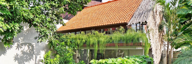 Wahana Architects, DeeRoemah house, naturally ventilated house in Jakarta, renovated house in Jakarta, house built out of reused materials