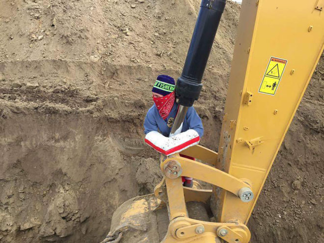 dakota access, dakota access pipeline, dapl, pipeline, bakken pipeline, sioux tribe, standing rock, standing rock sioux, protestors, pipeline protests, north dakota, energy transfer