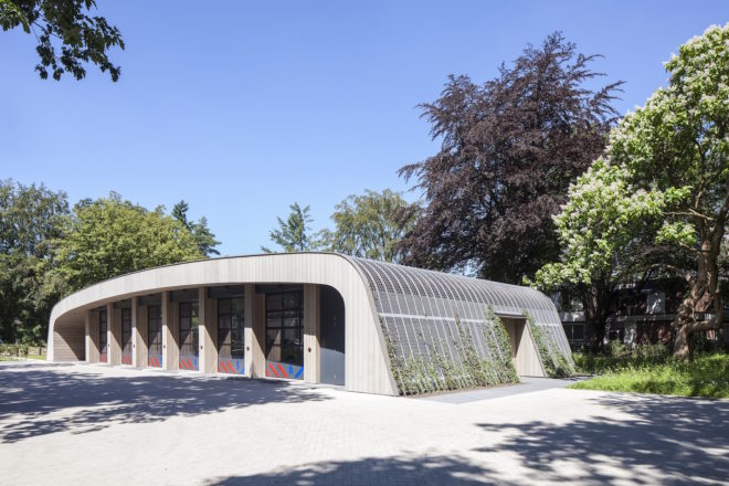 energy neutral ambulance station, Ambulance Station by Architectenforum, Ambulance station in Zeist, energy neutral architecture in Zeist, renewable materials in ambulance station, timber-framed ambulance station,