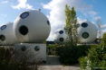 Bolwoningen, Dries Kreijkamp, netherlands, dutch architecture, spherical homes, globe homes, spherical apartments, bulb homes, 's-Hertogenbosch, Den Bosch, Maaspoort