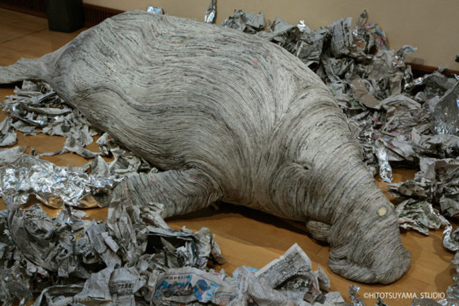 Chie Hitotsuyama, paper art, paper artist, paper sculptures, paper animals, animal sculptures, newspaper sculptures, japan, japanese art
