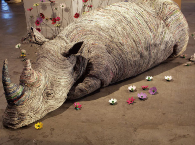 Chie Hitotsuyama, paper art, paper artist, paper sculptures, paper animals, animal sculptures, newspaper sculptures, japan, japanese art