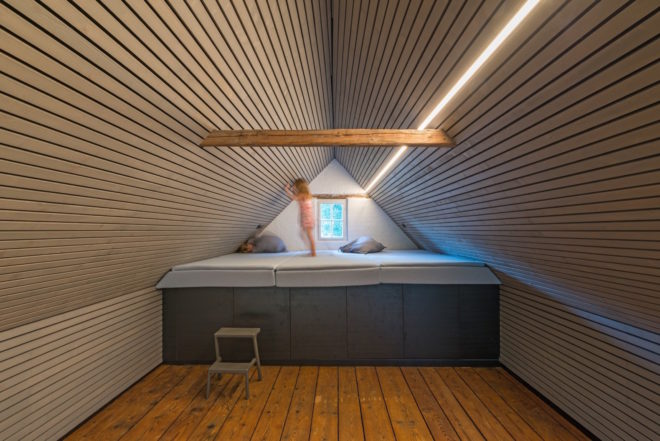 Enchanted Shed by Sue Architekten, adaptive reuse of outbuilding, 1930s farm building transformation, coal tar timber cladding,