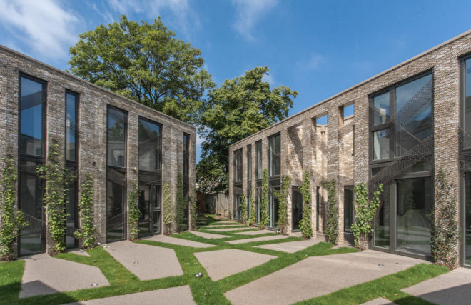 Forest Mews by Stolon Studio, London brownfield turned community, sustainable community in London, Suds in London, Suds architecture projects, live/work sustainable community,