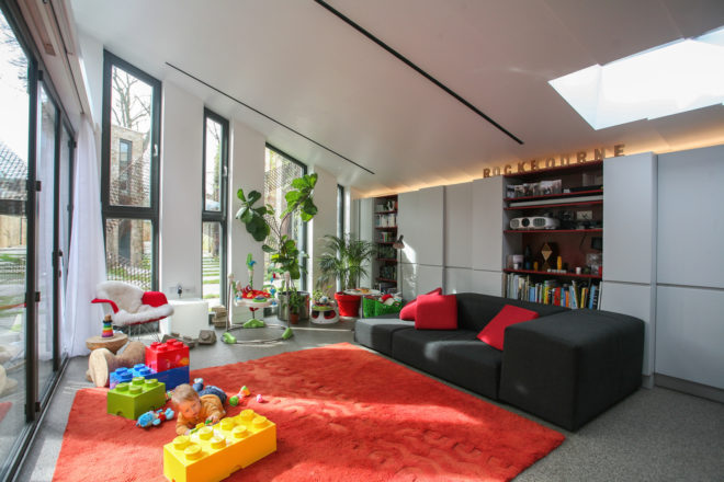 Forest Mews by Stolon Studio, London brownfield turned community, sustainable community in London, Suds in London, Suds architecture projects, live/work sustainable community,
