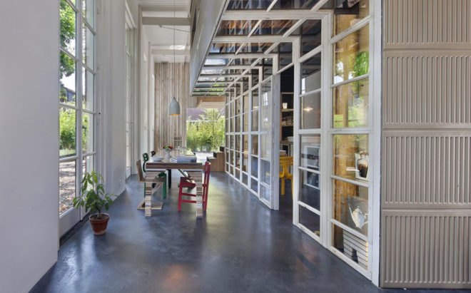 renovated coach house, House of Rolf, Studio Roft, reclaimed materials, the Netherlands, wooden structure, Utrecht, green renovation, green architecture, brick house