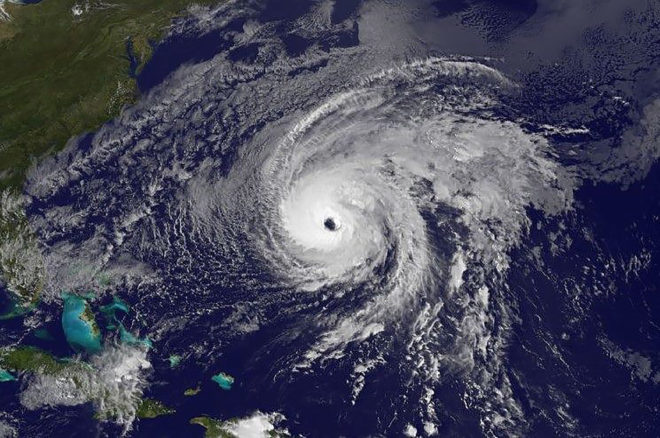 Hurricane Nicole, hurricane, hurricanes, Bermuda, Bermuda hurricane, NOAA, National Hurricane Center, Category 3 storm, Category 3, storm, weather, extreme weather