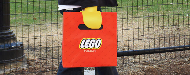 LEGO, School of Visual Arts of New York, Junho Lee, Hyun Chul Choi, LEGO minifugres, LEGO minifigs, LEGO shopping bag, LEGO Hand Bag
