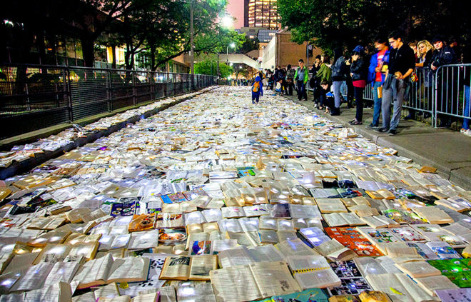 Luzinterruptus, Literature vs. Traffic, art installation, interactive installation, Toronto, Nuit Blanche, Canada, temporary installation, recycled art, green design