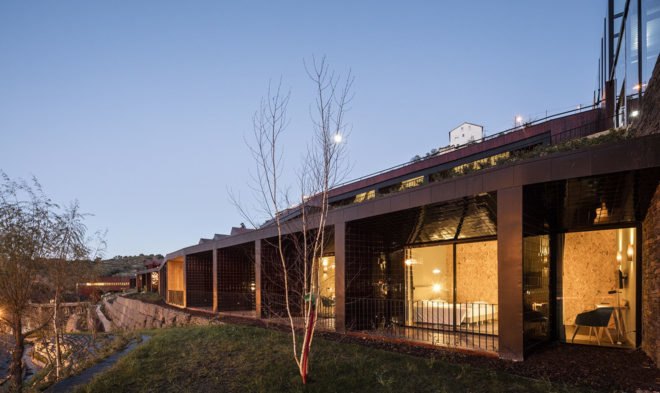 Rebelo de Andrade, Longroiva's Hotel & Thermal Spa, thermal baths, Portugal, green hotel, green architecture, modules, walkway, bungalows