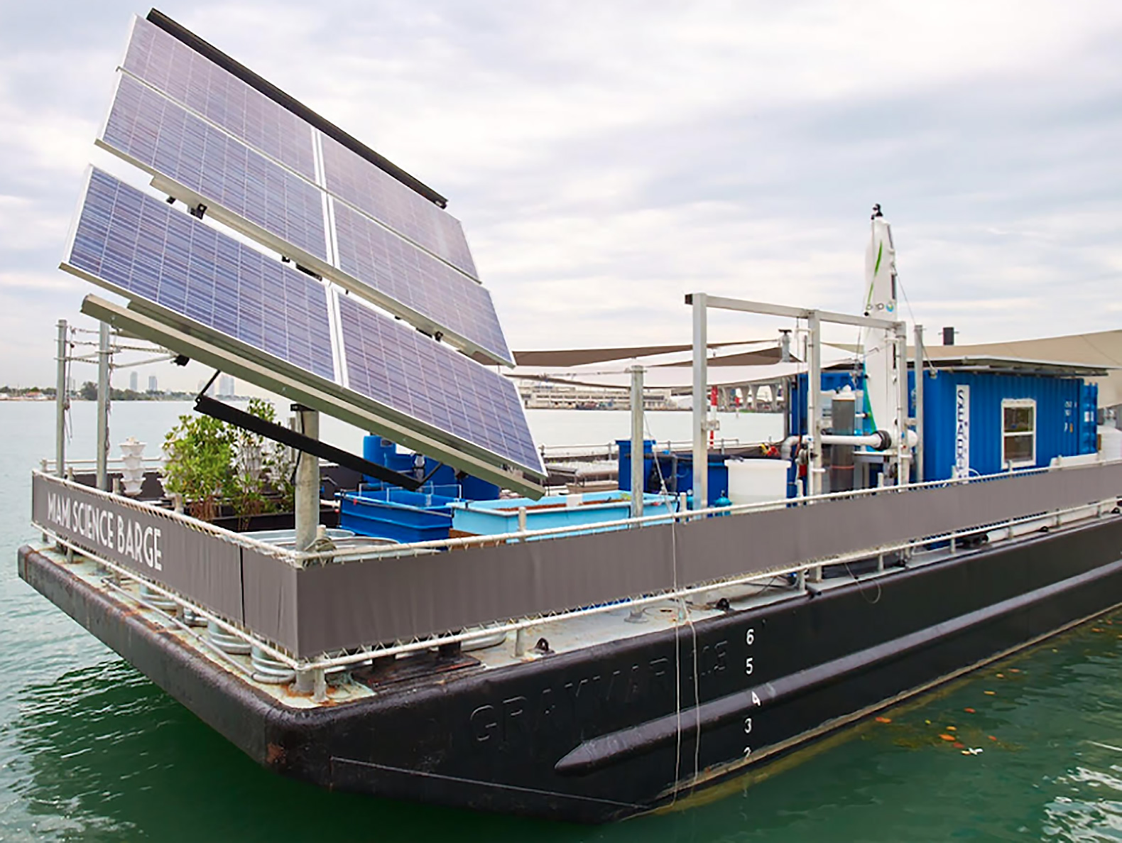 Miami Science Barge, Miami, Florida, science, science barge, barge, sustainability, kids, children, field trips, Knight Cities Challenge, CappSci, science education, education, education center, solar, solar power, solar energy
