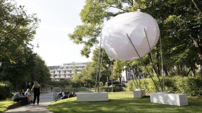 Simon Hjermind Jensen, Shjworks, LEDs, LED lights, Cloud installation, light installation, Copenhagen, polycarbonate, art installation, recreational space, concrete, stainless steel