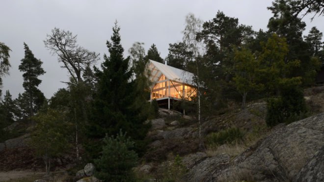 Viggsö Cabin by Arrhov Frick Arkitektkontor, Viggsö island cabin, Viggsö architecture, elevated holiday cabin, timber cabin on stilts, modern Swedish cabin architecture