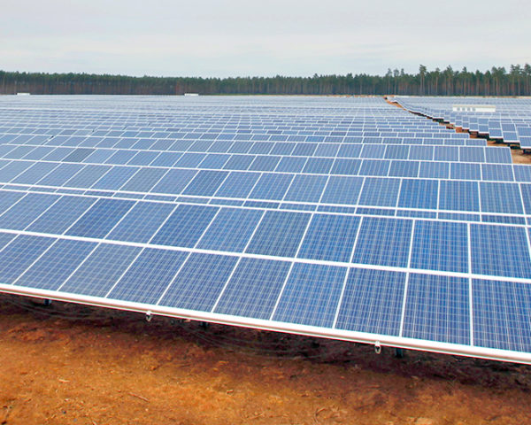 renewable energy, wind power, wind turbines, photovoltaics, solar power, renewable energy capacity, power capacity, renewables surpass coal