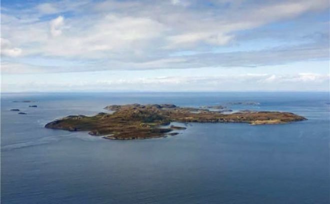 tanera mor, scotland, scottish island, summer isles, real estate, traditional cottages, stone buildings, cottages, beaches, cliffs, houses for sale, land for sale, europe, countryside, landscape