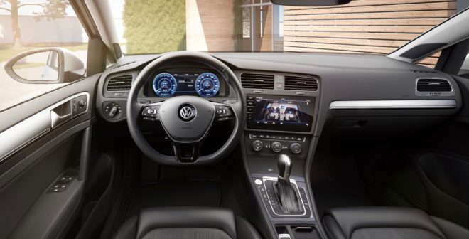 vw, vw e-golf, volkswagen, e-golf, volkswagen electric car, electric car, electric motor, la auto show, automobility la, green car, green transportation, 2017 vw e-golf
