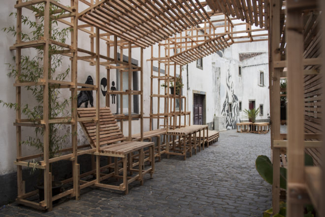 Casa do Quarteirão by Orizzontale, O Quarteirão art, Casa do Quarteirão, Casa do Quarteirão art installation, Walk&Talk Azores 2016, art transformed alleyway, street art installation with modular structures, Azores Island art installation, Orizzontale at Walk&Talk Azores