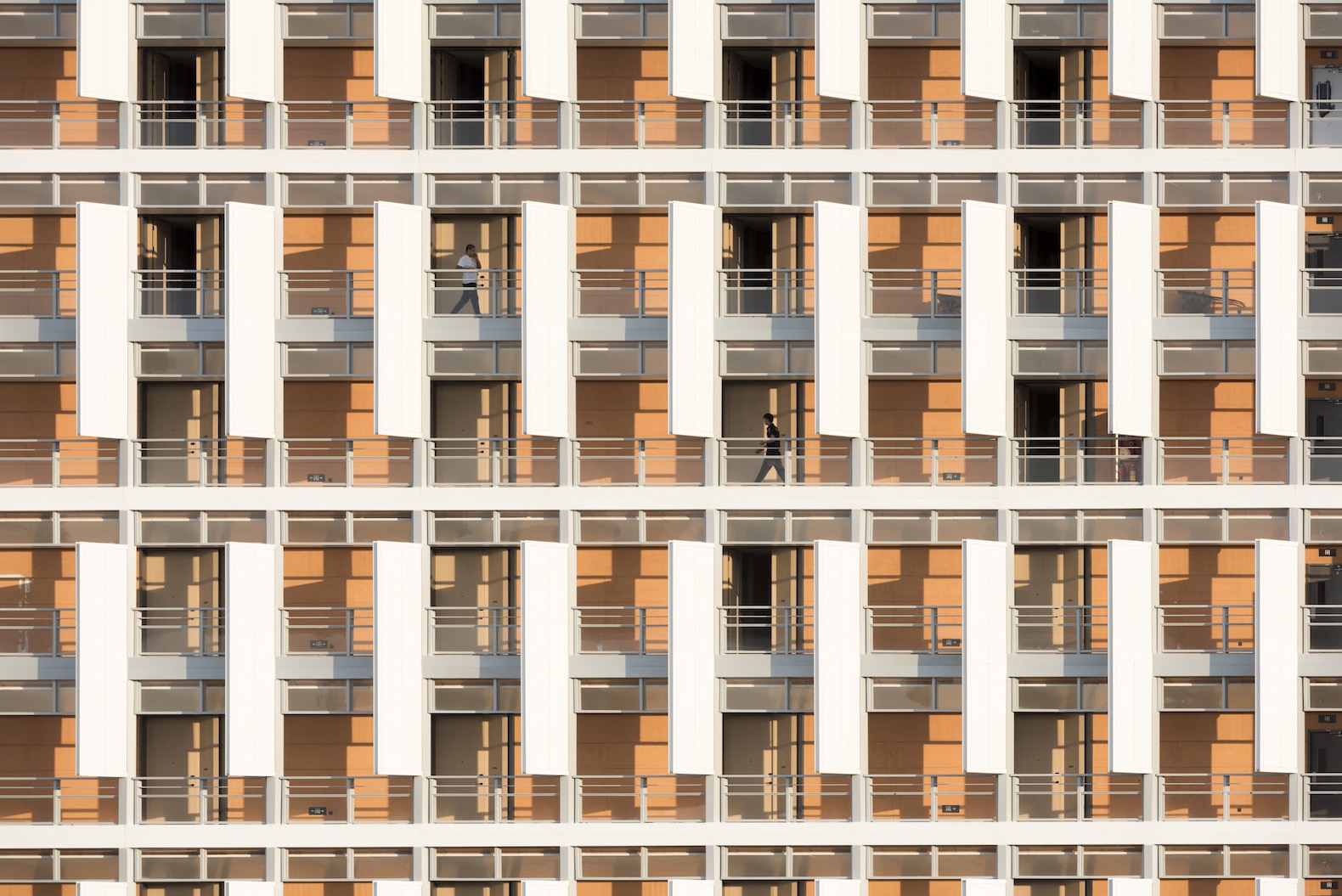 China Resources University by Foster + Partners, China Resources University, China Resources University in Shenzhen, Shenzhen brick architecture, Xiao Jing Wan brick architecture, coarse stone brick