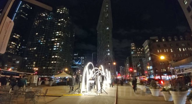 Flatiron Sky-Line, flatiron partnership, van alen institute, lot architects, van alen, flatiron skyline, flatiron holiday, led lighting, led art, light art, nyc art