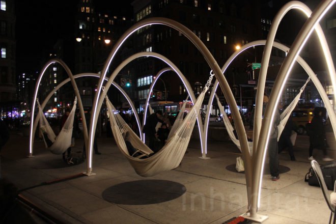 Flatiron Sky-Line, flatiron partnership, van alen institute, lot architects, van alen, flatiron skyline, flatiron holiday, led lighting, led art, light art, nyc art
