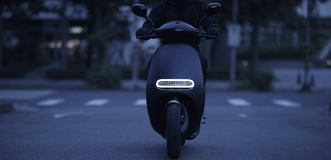scooters, smartscooters, gogoro, gogoro model s, battery-powered scooter, electric scooter, taiwan, gostations, battery swapping scooter