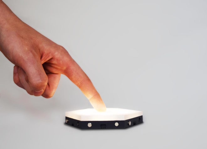 Helios Touch, Helios Touch Kickstarter, Helios Touch by James Vanderpant, Helios Touch by Dyena, Helios Touch LED, Helios Touch brightness, modular lighting, customizable modular lighting, modular LEDs