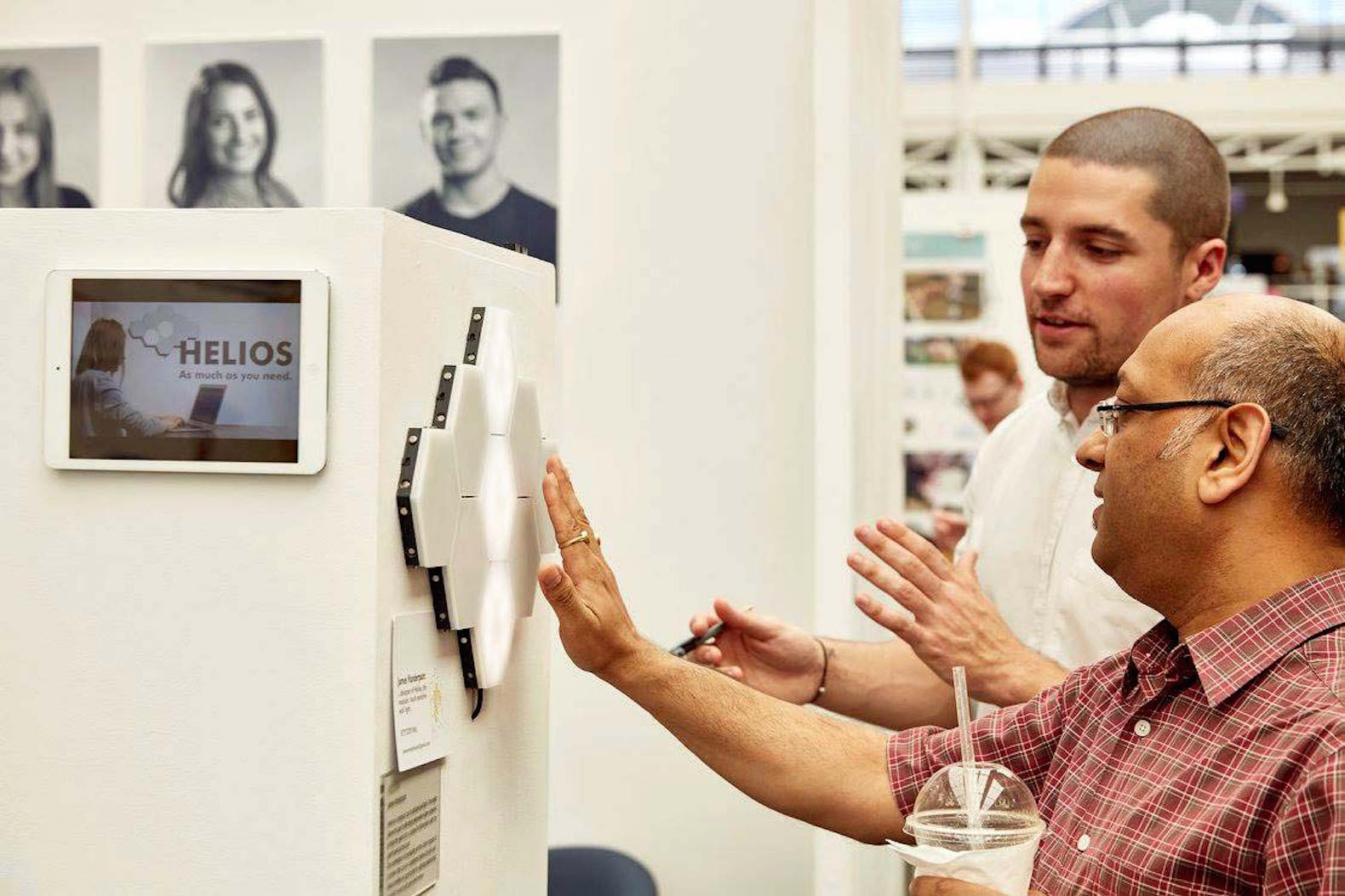 Helios Touch, Helios Touch Kickstarter, Helios Touch by James Vanderpant, Helios Touch by Dyena, Helios Touch LED, Helios Touch brightness, modular lighting, customizable modular lighting, modular LEDs