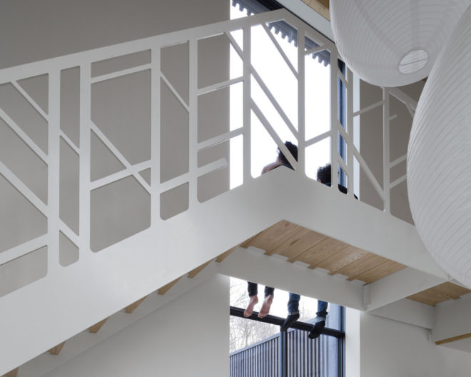Huize Looveld by Studio Puisto Architects and Bas van Bolderen Architectuur, contemporary house in Duiven, Duiven architecture, prefabricated energy efficient architecture, CNC milled timber house, black-stained larch architecture,