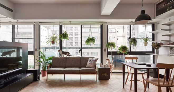 ST Studio, green renovation, Taipei, loft, industrial loft, open shelving, natural light, parquet, green interior