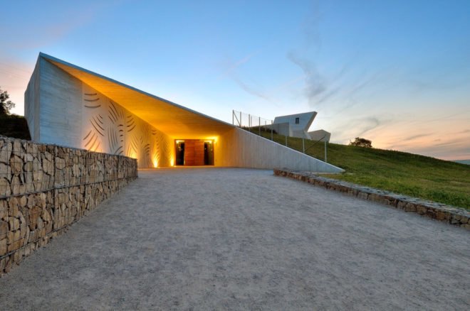 czech republic, Archeopark, pavlov, Radko Květ, Pavel Pijáček, paleolithic artifacts, archaeological museum, archaeology museum, archaeology, museum