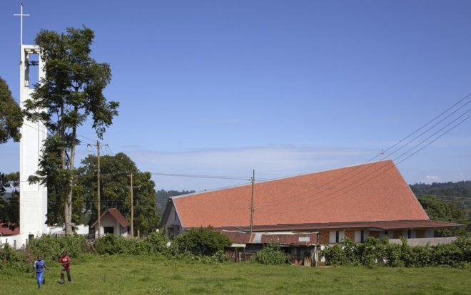 Kericho Cathedral, Kenya, John McAslan + Partners, timber, undulating roof, green architecture, natural ventilation, natural light, religious architecture, Cypress, timber