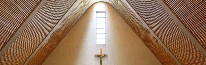 Kericho Cathedral, Kenya, John McAslan + Partners, timber, undulating roof, green architecture, natural ventilation, natural light, religious architecture, Cypress, timber
