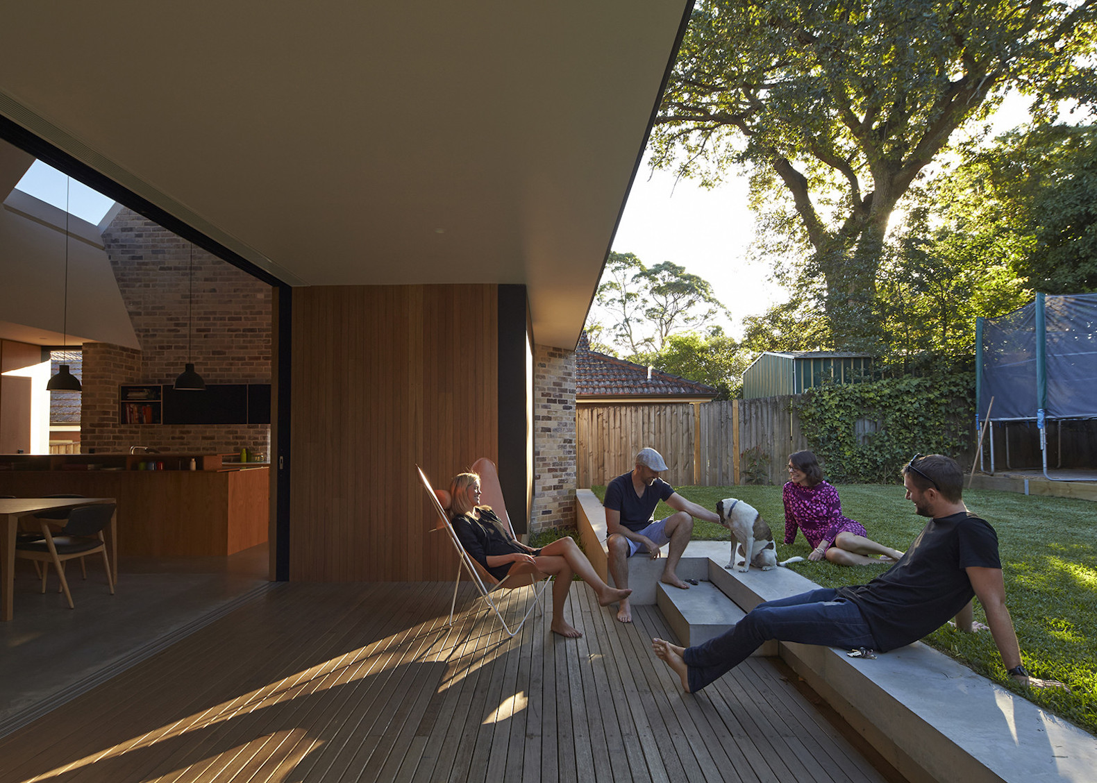 Skylight House by Andrew Burges Architects, Skylight House in Sydney, recycled brick house, bungalow renovation in Sydney, energy efficient bungalow,