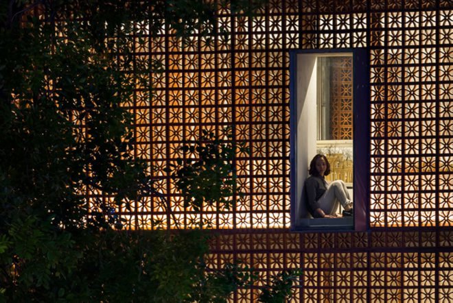 Lantern showroom, Hanoi, gallery space, perforated facade, terracotta, Vo Trong Nghia Architects, green architecture, natural ventilation, skylights, roof garden, green roof