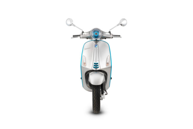 vespa, scooter, eicma, eicma 2016, milan motorcycle show, all-electric scooter, vespa 946, (red), aids prevention in africa, special edition Vespa