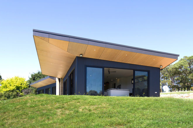 modern house in the countryside, modern house in Willow Grove, Willow Grove by Finnis Architects, rammed earth house in Australia, contemporary Australian architecture, modern eco-friendly homes in Australia,