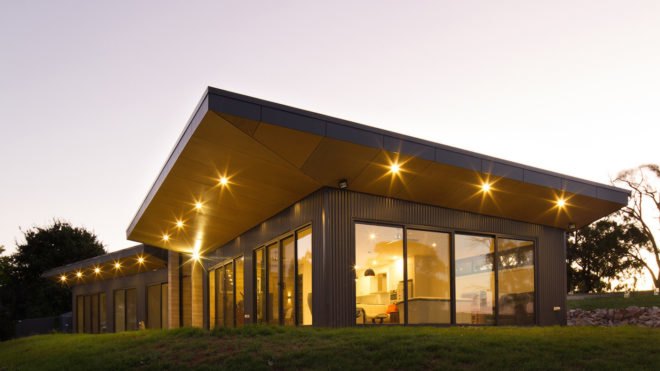 modern house in the countryside, modern house in Willow Grove, Willow Grove by Finnis Architects, rammed earth house in Australia, contemporary Australian architecture, modern eco-friendly homes in Australia,