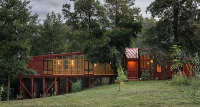 2y House, Sebastian Irarrazaval Arquitectos, treehouse, Chile, Santiago, timber cladding, natural light, wooden screens, concrete, locally sourced timber, green architecture