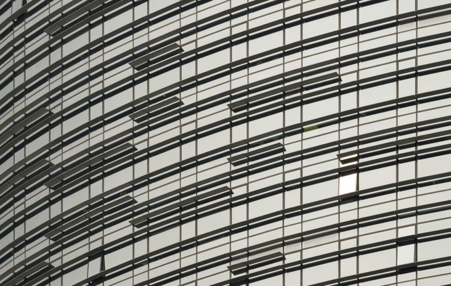 Agile Corporation Headquarters Tower, SOM Architects, green tower, Guangzhou, China, high performance facade, fritted glass, solar gain, energy consumption, green architecture