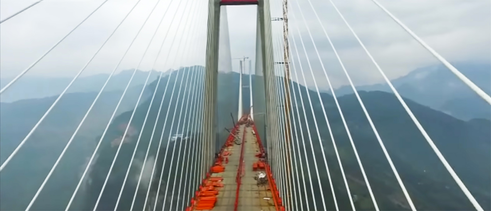 Beipanjiang Bridge, Beipanjiang, Beipanjiang Valley, China, southwest China, bridge, bridges, bridge design, bridge architecture, suspension bridge, suspension bridges, highest bridge, world's highest bridge, infrastructure, engineering