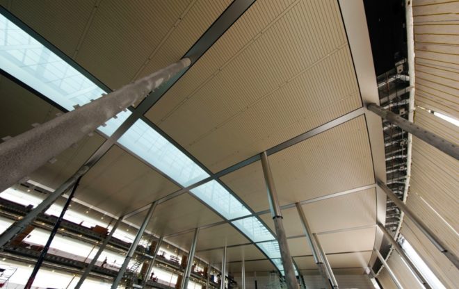 Foster and Partners, Apple's Campus 2, Apple spaceship campus, cupertino, california, apple offices cali, office design, foster's apple building, architecture, urban design, spaceship design, apple office design, drone footage of new apple building, green building, solar energy, net zero design