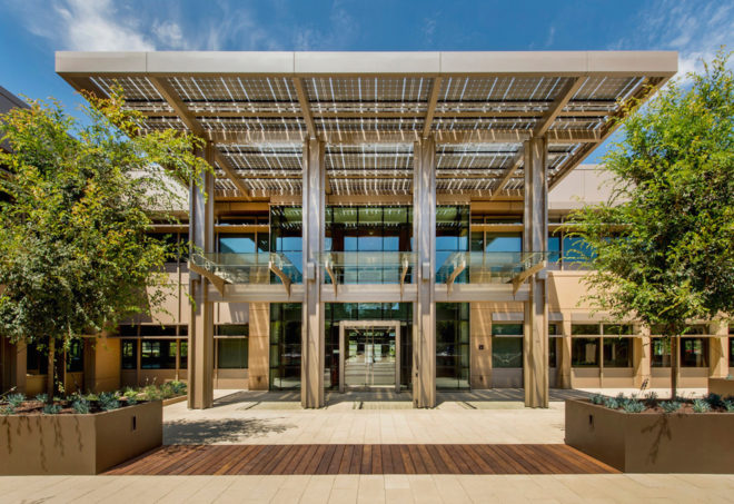 Hanover Page Mill by Form4 Architecture, LEAF Award in the Best Sustainable Development category, Hanover Page Mill, Hanover Page Mill LEED, sustainable Silicon Valley office, net-zero Silicon Valley architecture