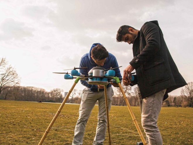 drones, drone, mine-hunting drone, anti-mine device, landmine, land mines, minefields